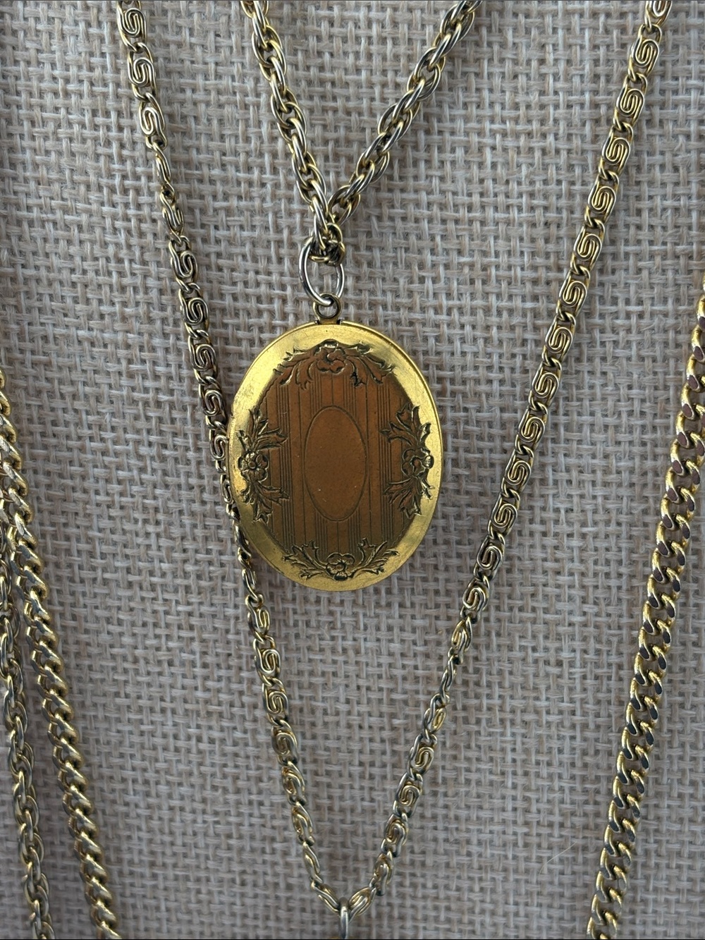 Vintage Goldette Layered Necklace Set - Picture 5 of 9